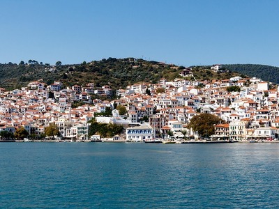 Η γαλλική Vogue «ανακαλύπτει» την εξωτική Σκόπελο