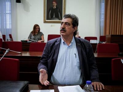 Ένταση στο πολιτικό σκηνικό μετά τις δηλ...