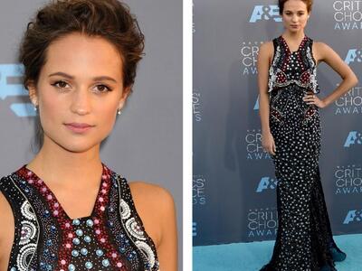 Αλίσια Βικάντερ με Mary Katrantzou