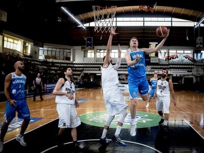 Μπάσκετ: Ο Απόλλωνας έχασε ...ηρωικά από...