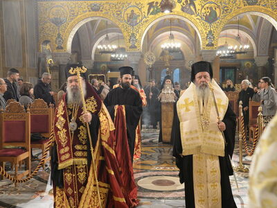 Εσπερινός για τους Αγίους των Πατρών και βράβευση των αριστούχων παιδιών - φωτό