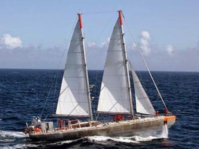 Απο το Βόρειο Πόλο στην...Πάτρα! Καταπλέ...