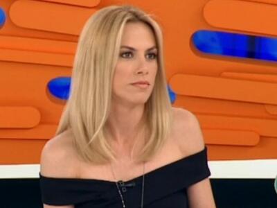 H Ντορέττα Παπαδημητρίου πήγε καλεσμένη ...