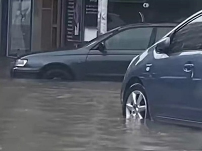 Καιρός- Θεσσαλονίκη: Πλημμύρες από καταρ...