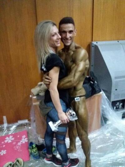 Με τη γυναίκα του Μαντώ Αποστολοπούλου