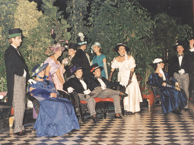 Από την οπερέτα «Ο Βαπτιστικός» σε διασκ...