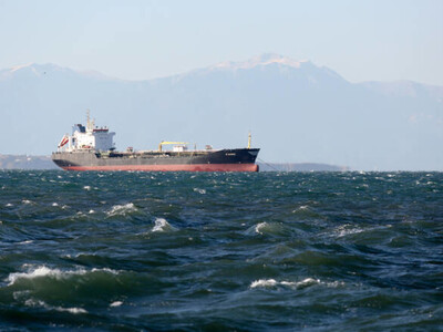 Πειρατική επίθεση σε ελληνόκτητο δεξαμεν...