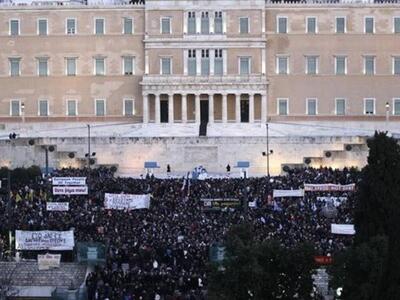 ΣΥΡΙΖΑ: Η ελπίδα έδιωξε τον φόβο, ο λαός...