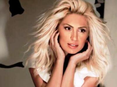 Η Μαρία Ηλιάκη δηλώνει μόνη εδώ και ένα ...