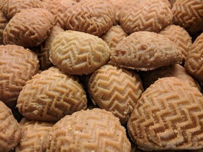 Ισλί: Tο μικρασιάτικο γεμιστό μελομακάρο...