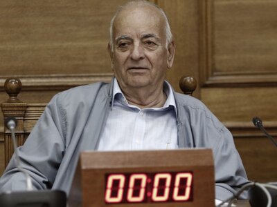 Πέθανε ο Γιάννης Θεωνάς, το συλλυπητήριο...