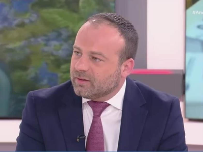 Θέμης Μπάκας: Τιμούμε τη μνήμη των θυμάτ...