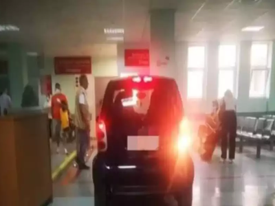 Ασθενής μπήκε με το αυτοκίνητό του στα Ε...