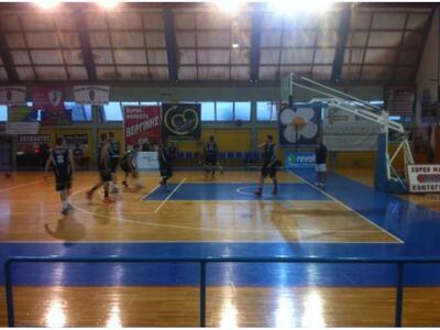 Μπάσκετ: Με το "δεξί" στην Λευ...