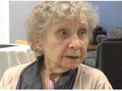 99χρονη πήρε πτυχίο έπειτα από 75 χρόνια!