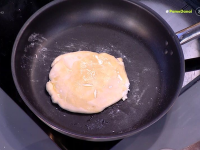 Ο chef Τίμος μάς φτιάχνει σφακιανές πίτες