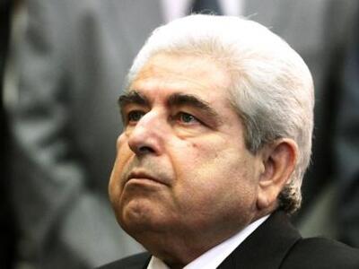 Ο Χριστόφιας κάνει διαπραγμάτευση με την Τρόικα