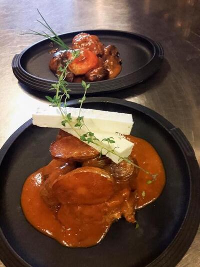  Μοσχαράκι πηλιορείτικο με μανιτάρια και φέτα