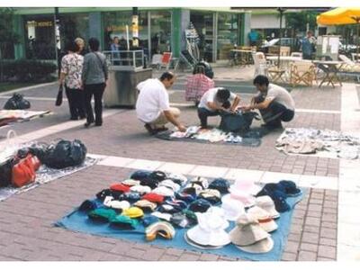 Έξαρση του παρεμπορίου καταγράφουν οι έμποροι 