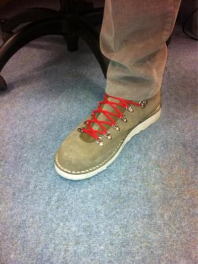 Τα μποτάκια του Πέτρου Κωστόπουλου