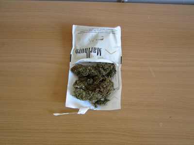 Αγρίνιο:  Ο σκύλος μύρισε τα ναρκωτικά 