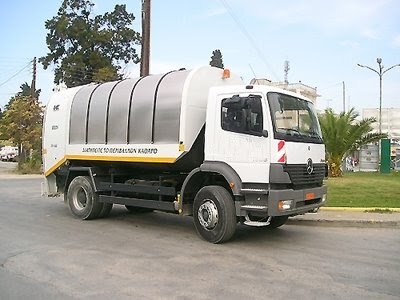 "Ψαλίδι" 30% στα δρομολόγια τω...