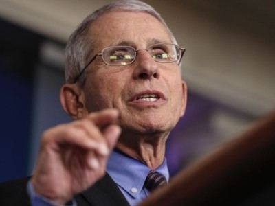 Εύσημα Φάουτσι για το ρόλο της Ελλάδας σ...