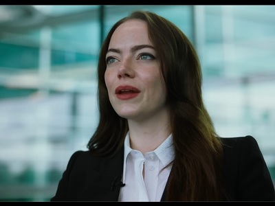 Λάνθιμος- «Bugonia»: Η Εμμα Στόουν με lo...