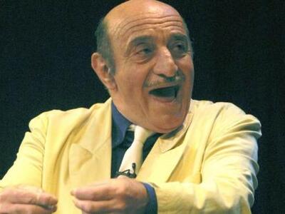 Ο Κώστας Τσάκωνας μιλά για την... αυτοκτ...