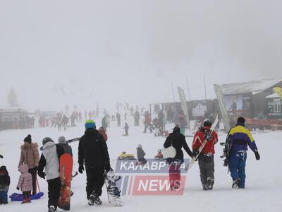 Καλάβρυτα: Γέμισε κόσμο το χιονοδρομικό-...
