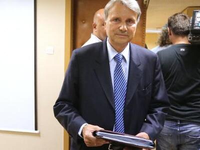 Ράιχενμπαχ: Η ελληνική οικονομία παραμέν...