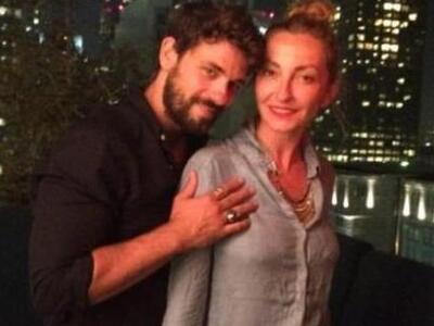 Αποστόλης Τότσικας: Δες το μονόπετρο που...