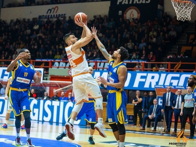 ΠΑΡΑΚΟΛΟΥΘΕΙΣΤΕ ζωντανά το ντέρμπι του Π...