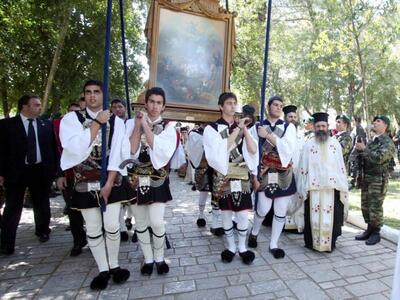 «Παρών» στις εορταστικές εκδηλώσεις για ...