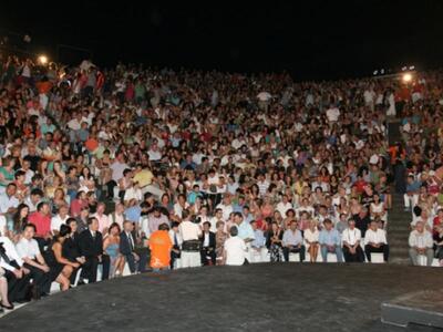 Δείτε τα φωτογραφικά στιγμιότυπα από την...
