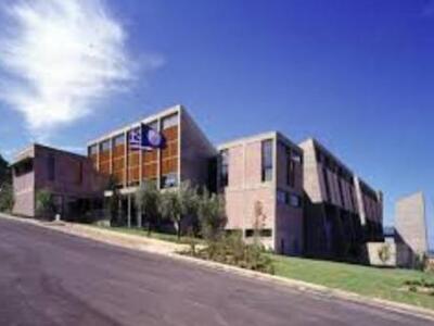 Υποτροφία απο τη Γεφυρα για φοίτηση μαθη...