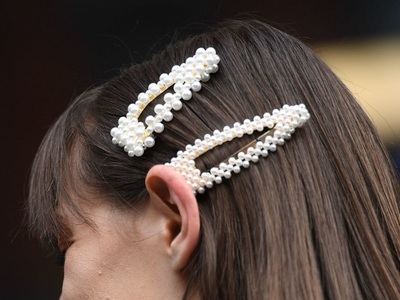 "ΠΑΛΙΑ" ΤΡΙΓΩΝΑ ΜΕ ΠΕΡΛΕΣ