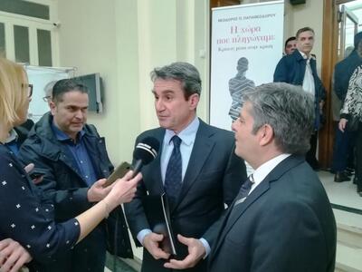 Ανδρέας Λοβέρδος από την Πάτρα για το σκ...