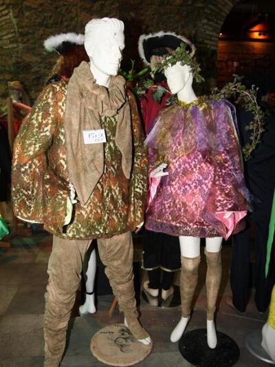 GROUP 15 + 31 + 183 - ΡΟΜΑΝΤΚΟΙ ΚΑΡΝΑΒΑΛΙΣΤΕΣ