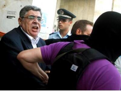 Νέα μηνύματα-«φωτιά» στο κινητό του Ν. Μ...