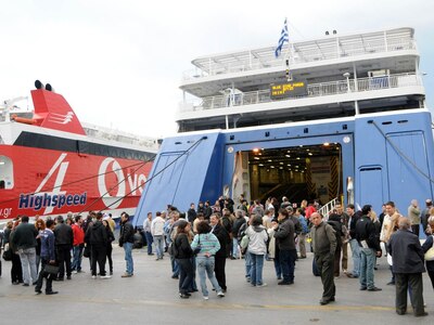 Δεμένα τα πλοία στολιμάνι του Πειραιά