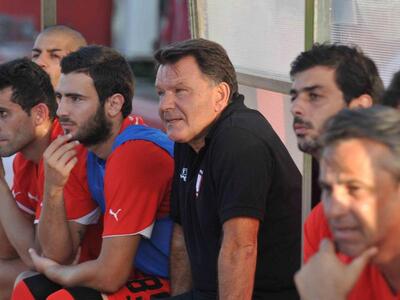 O Αλέξης Κούγιας κλώτσησε τον προπονητή ...