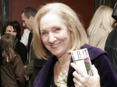 Η Κάρμεν Ρουγγέρη αποχαιρετά τον Σάκη Μπ...