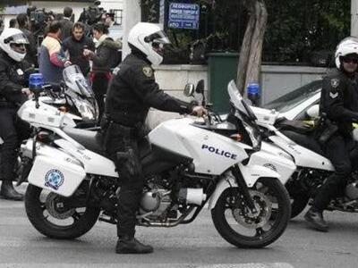 Πάτρα : Κατά ομάδες  οργώνουν οι τσαντάκ...