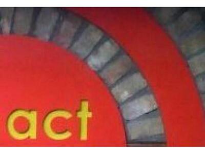 Οι σπουδαστές των εργαστηρίων του act πα...