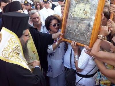 Χειροτονία διακόνου στην Ιθάκη - Αρχιερα...