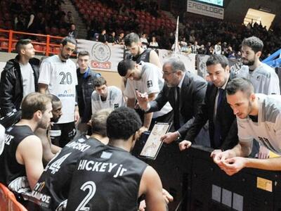 Μπάσκετ: Ο Aπόλλων Carna έμεινε χωρίς εκ...