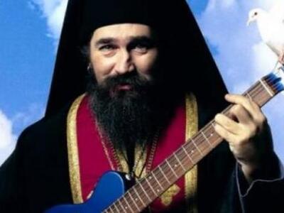 Τζίμης Πανούσης: Δείτε τον με την γοητευ...