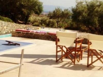 «Εδώ χαλαρώνει ο ευρω-τρόμος» - Αφιέρωμα...