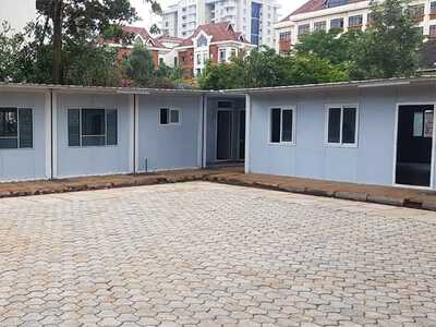 Σχολεία... σε κοντέινερ: Η Πάτρα και το ...